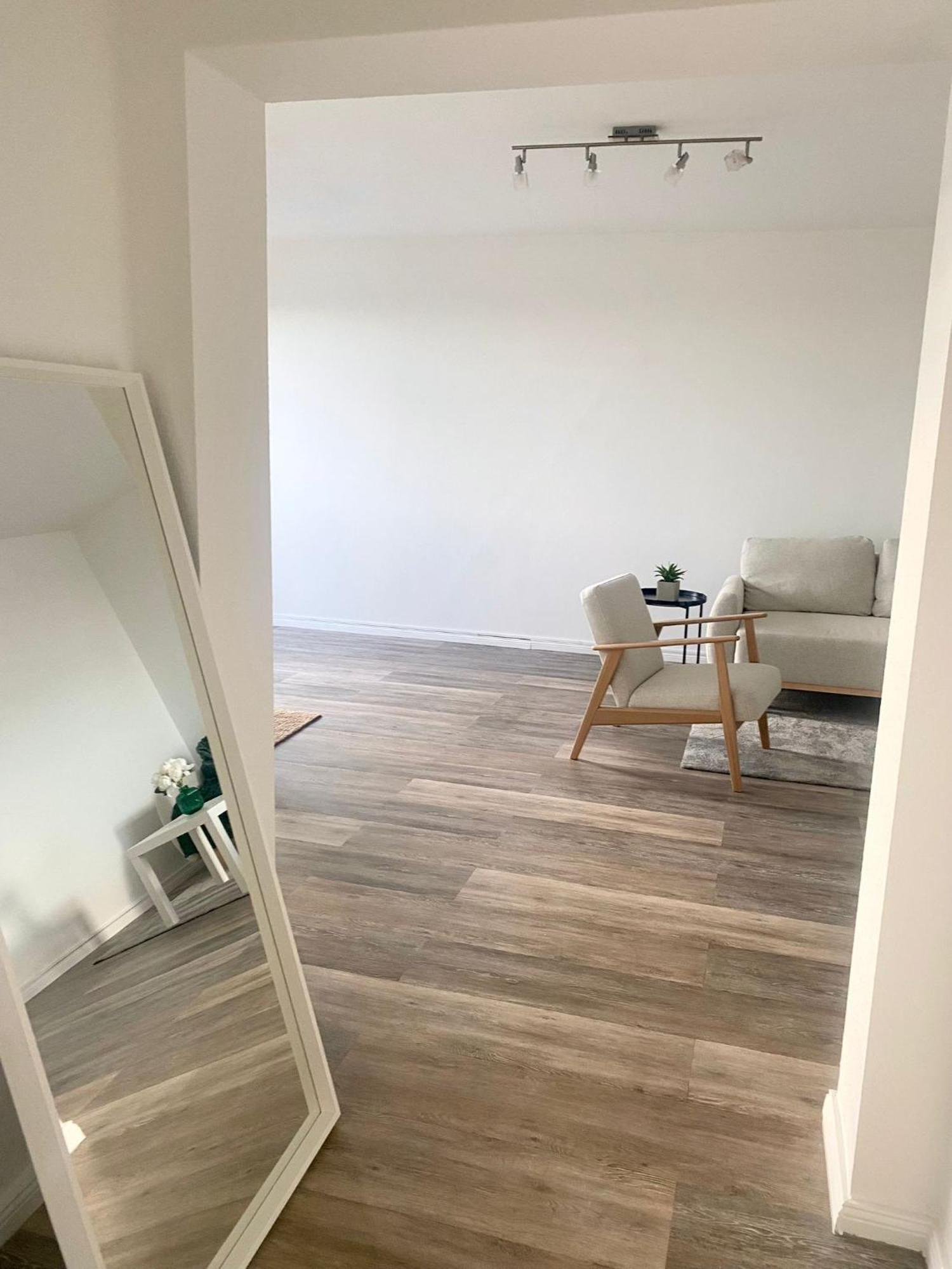 Zentrales Neues Appartement *